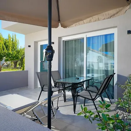 Ξενοδοχείο με διαμερίσματα Sunset Σκάλα Ραχωνίου